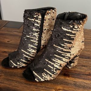 Enzo Angiolini Sparkle Booties Size 11